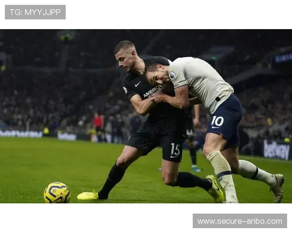 欧洲豪门激战连连新赛季开局引发球迷热议