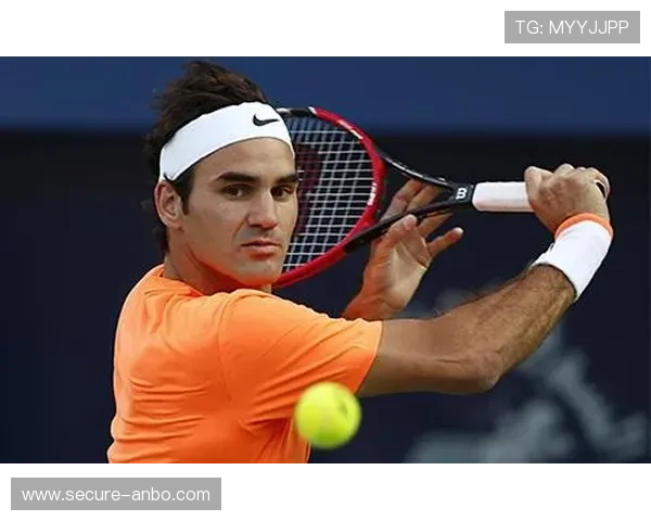 网球名将对决精彩纷呈 全新赛季战火重燃 引领体育潮流的激烈较量