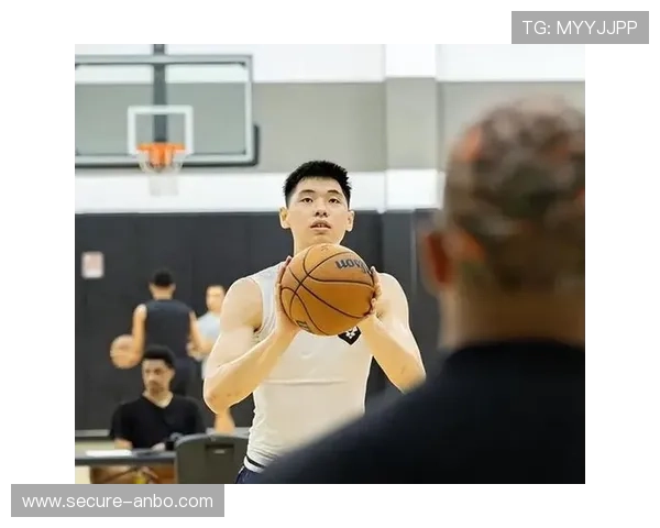 中国男篮新星崔永熙备战NBA夏季联赛全面球探分析